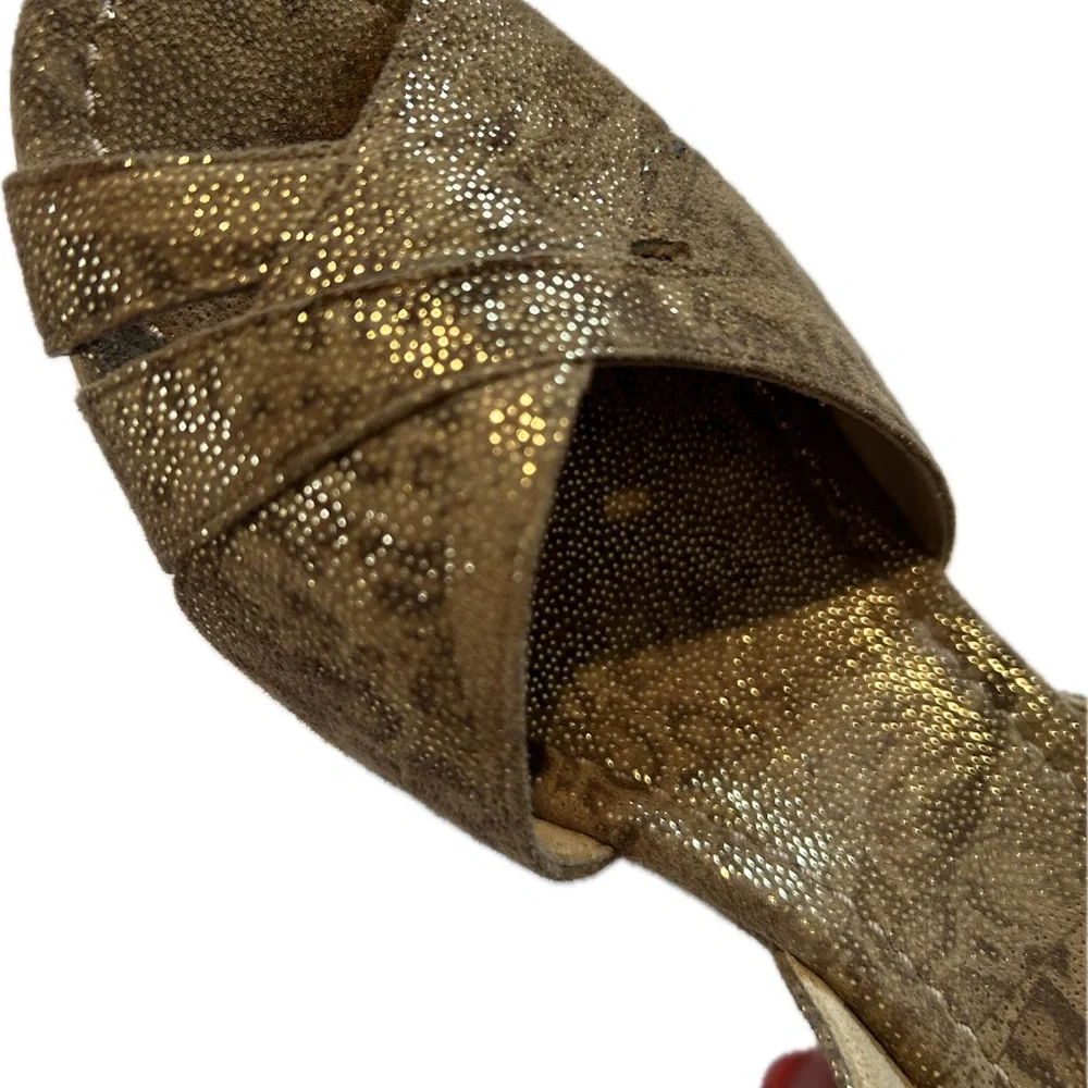 Stuart Weitzman Textured Brown & Gold Metallic Animal Print Wedges NWOT